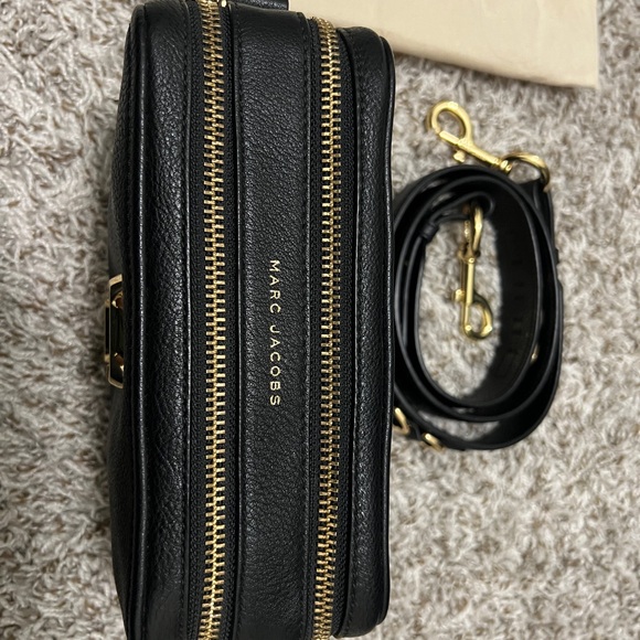 Marc Jacobs Black Leather Crossbody Bag - Picture 6 of 9